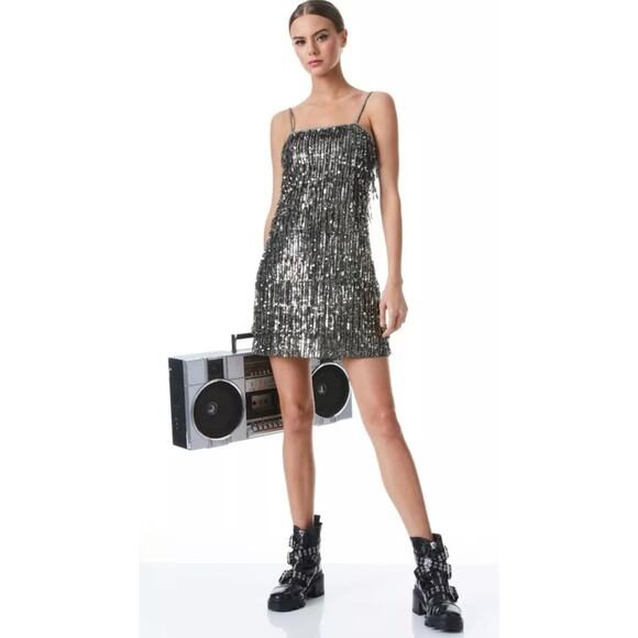 NWT $1000 Alice + Olivia Chicago Sequin Fringe Mini Dress Gunmetal Silver Sz 0 - Picture 2 of 16